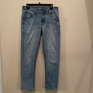 Men’s Van Heusen “Never Tuck” Slim Five Pocket Jeans